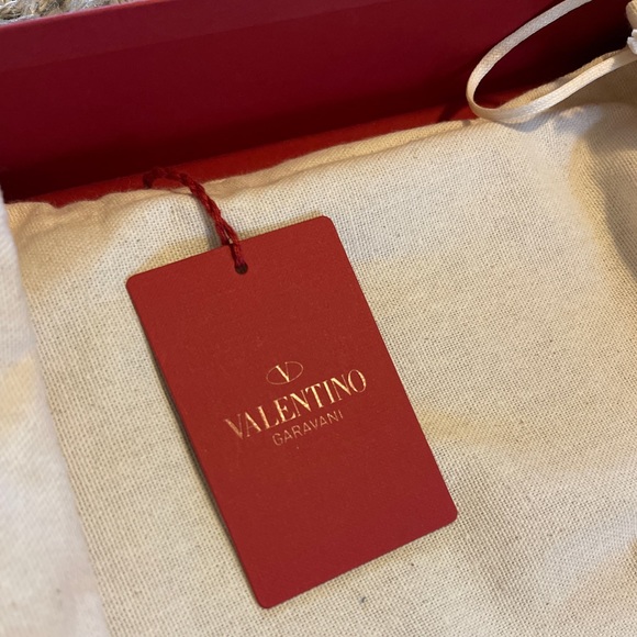 VALENTINO Metallic Rockstud Pouch/Clutch - Picture 3 of 9